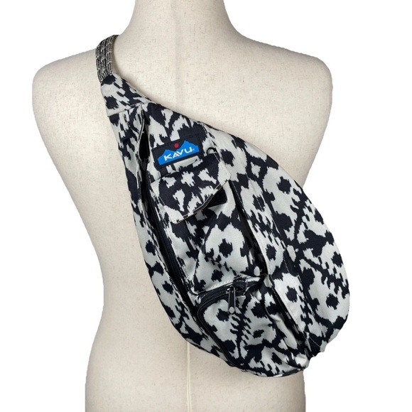 Kavu Black White Sling Rope Travel Outdoor Sport Bag Purse Crossbody - Picture 1 of 6